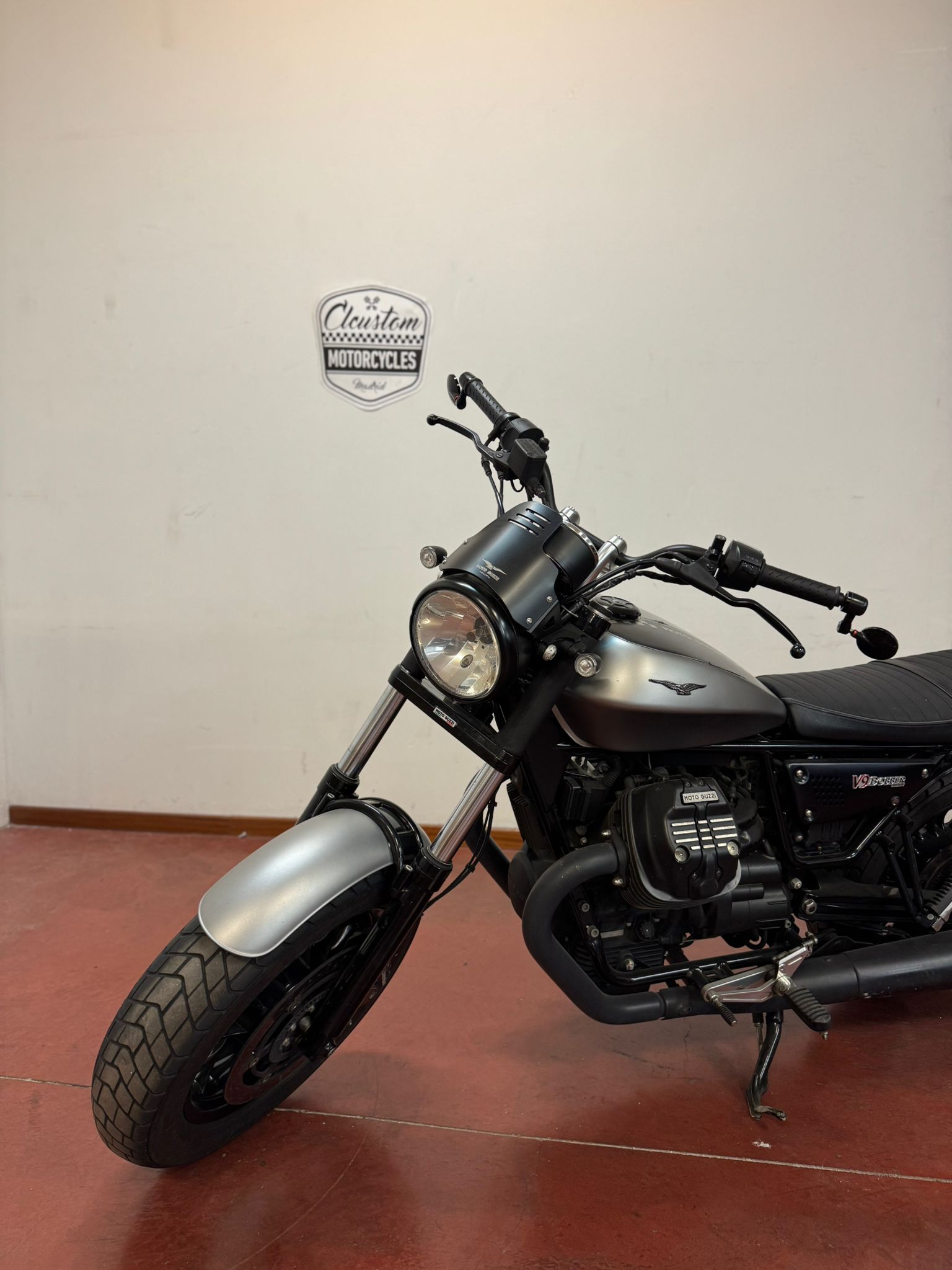 motoguzzi v9bobber