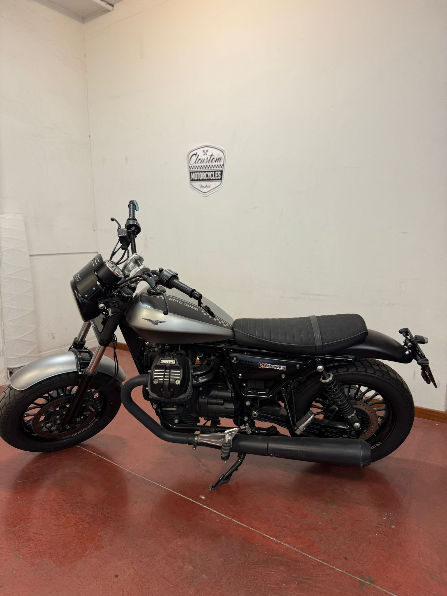 motoguzzi v9bobber - Image 2